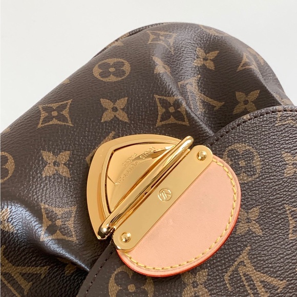 Louis Vuitton Classic Monogram Crossbody Bag - Picture 7 of 9
